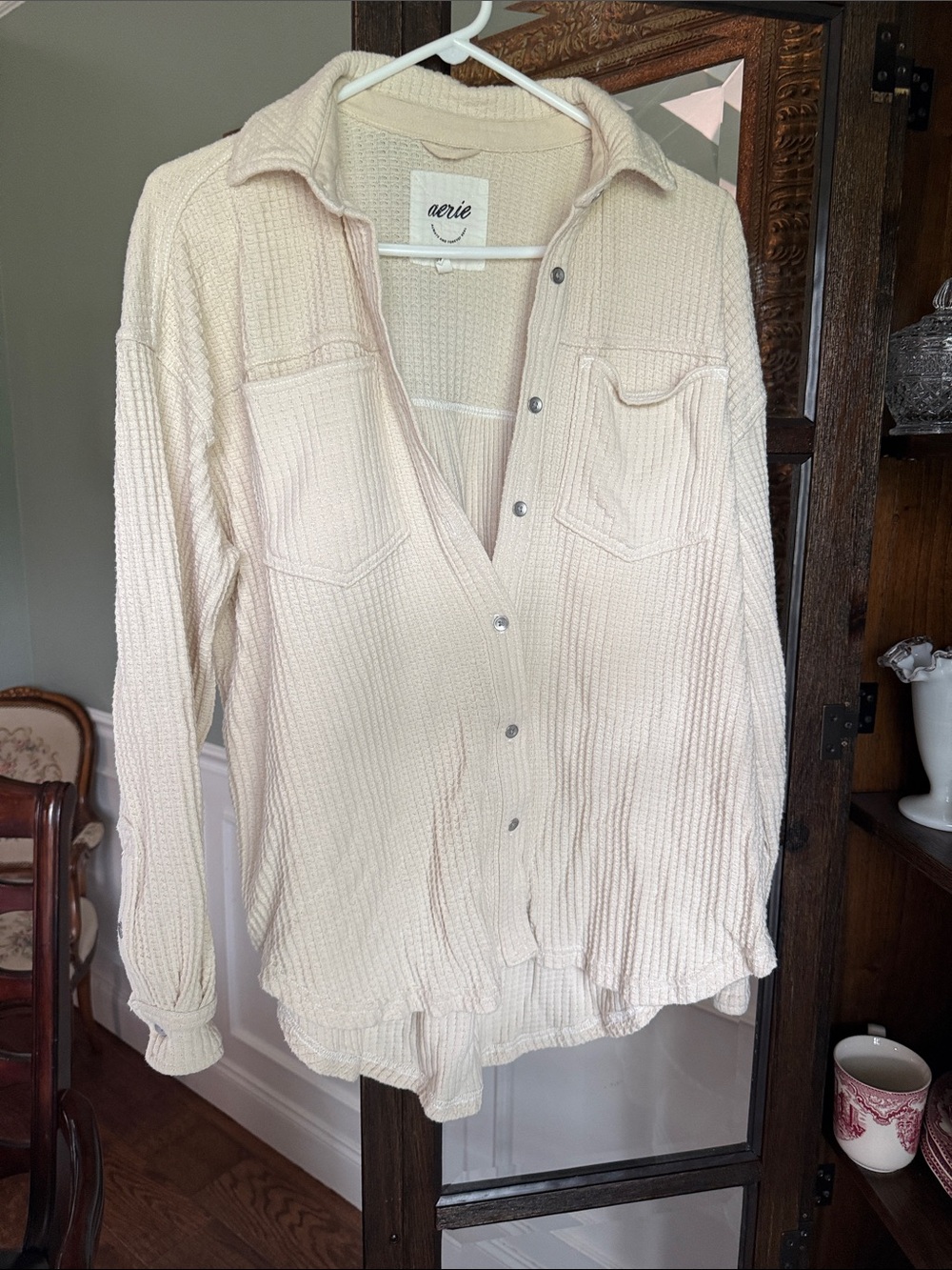 aerie Size XXS Cream Waffle Knit Snap-Front Button Down Shirt